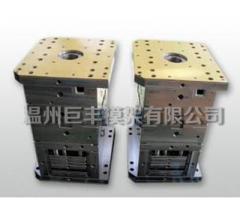 標準模架的結構是怎樣的